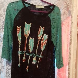 Black burnout Raglon w/turquoise lace sleeves